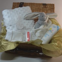 New baby gift hamper