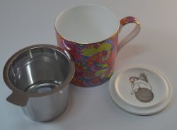 T2 Purple mug & tea hamper - Image 4